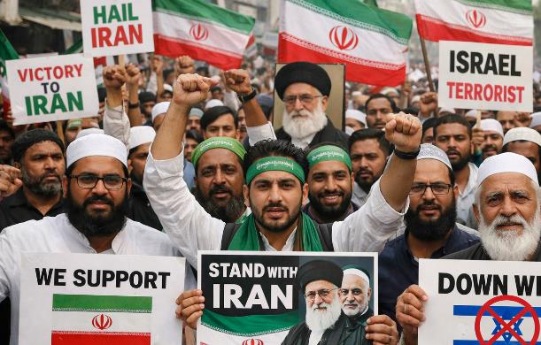 ईरान–इज़रायल संघर्ष: समर्थन के पीछे की मानसिकता और सवाल...